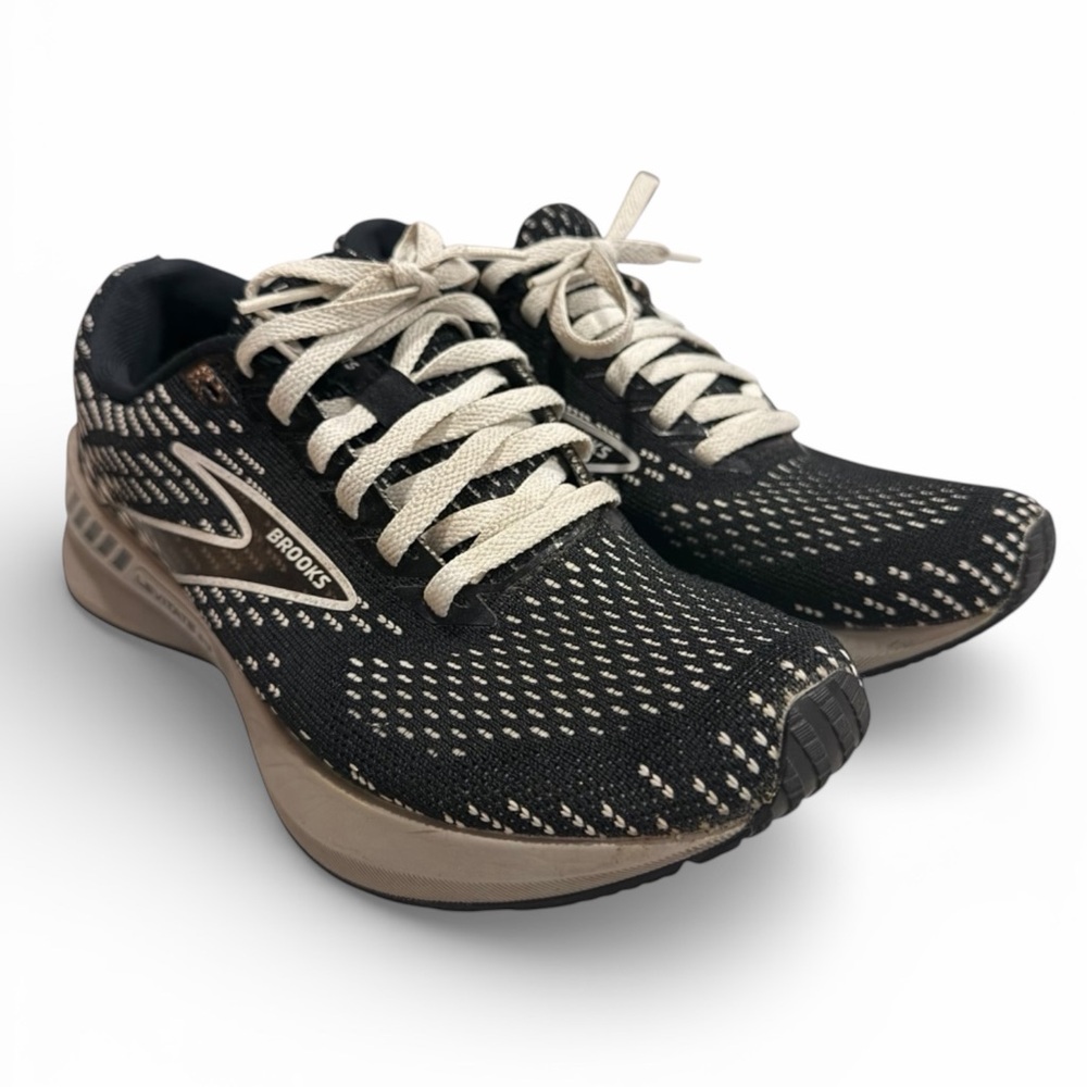 Brooks Women's Black and Cream Athletic Running Shoes